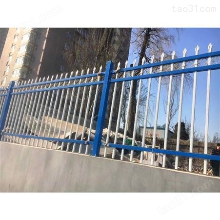 锌钢围墙护栏太原厂区围墙围栏蓝白相间锌钢护栏现货