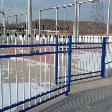 锌钢铁艺护栏 方管冲孔穿插组装护栏 喷塑围墙栏杆