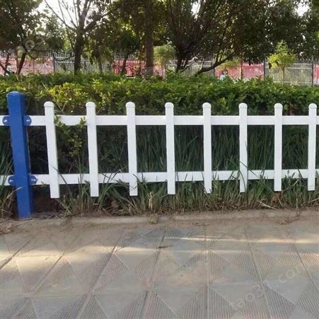 【冀林】PVC塑钢草坪社区围栏 草坪护栏图片 园林绿化带草坪护栏 交通护栏